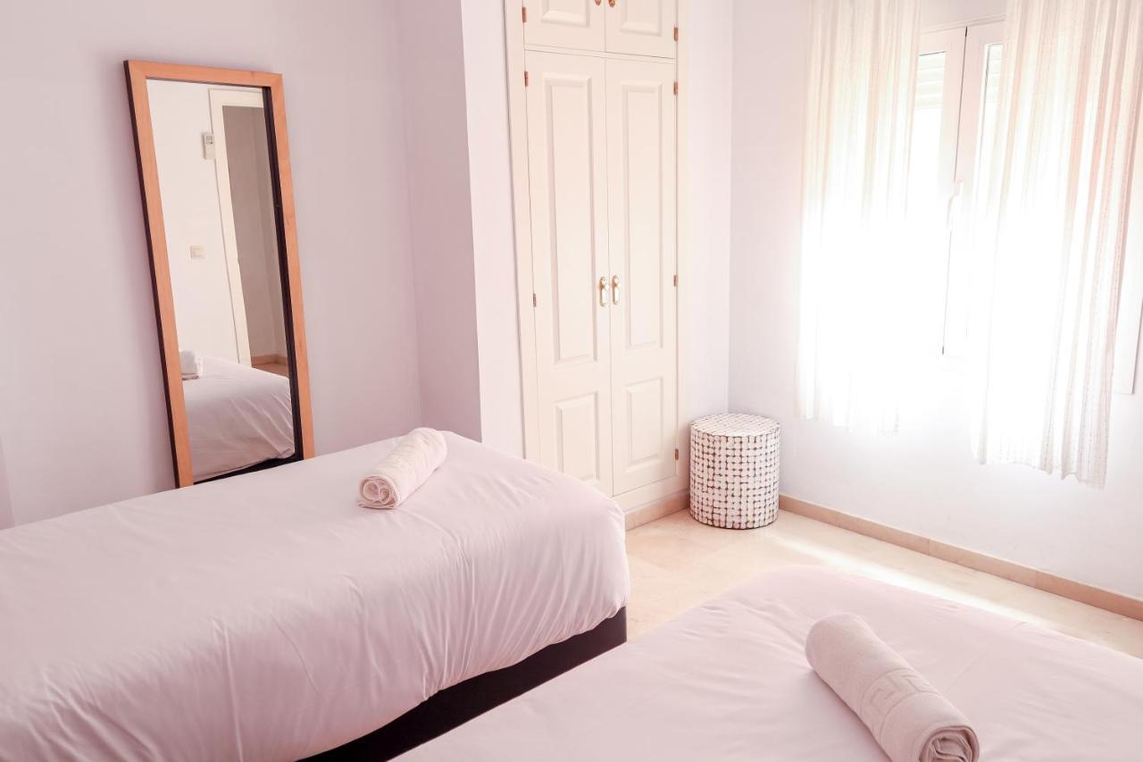 Urban Colours Sauceda VII Apartman Sevilla Kültér fotó